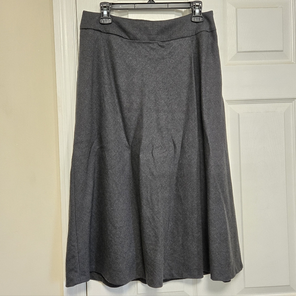 Talbots Grey Italian Flannel Wool Midi Skirt Pleated Front Size 8 Petite